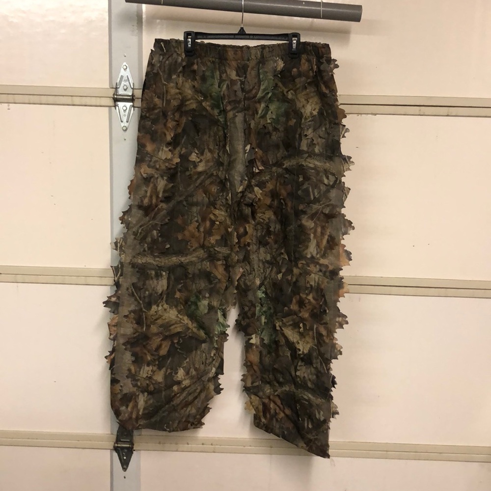 Camo Leaf suit Xl brand new - $50